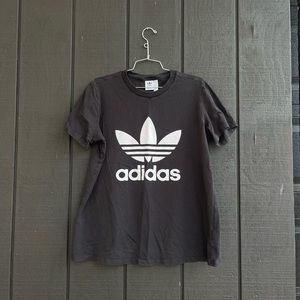 Adidas T-Shirt*